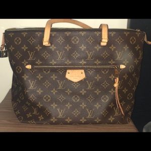 Louis Vuitton iena
